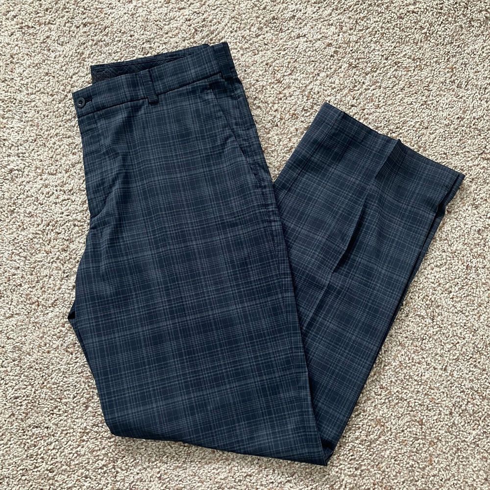 NIKE Golf Men 34x32 (Act‎ 36 x32) Black Plaid Fit Dry Stretch Poly Blend